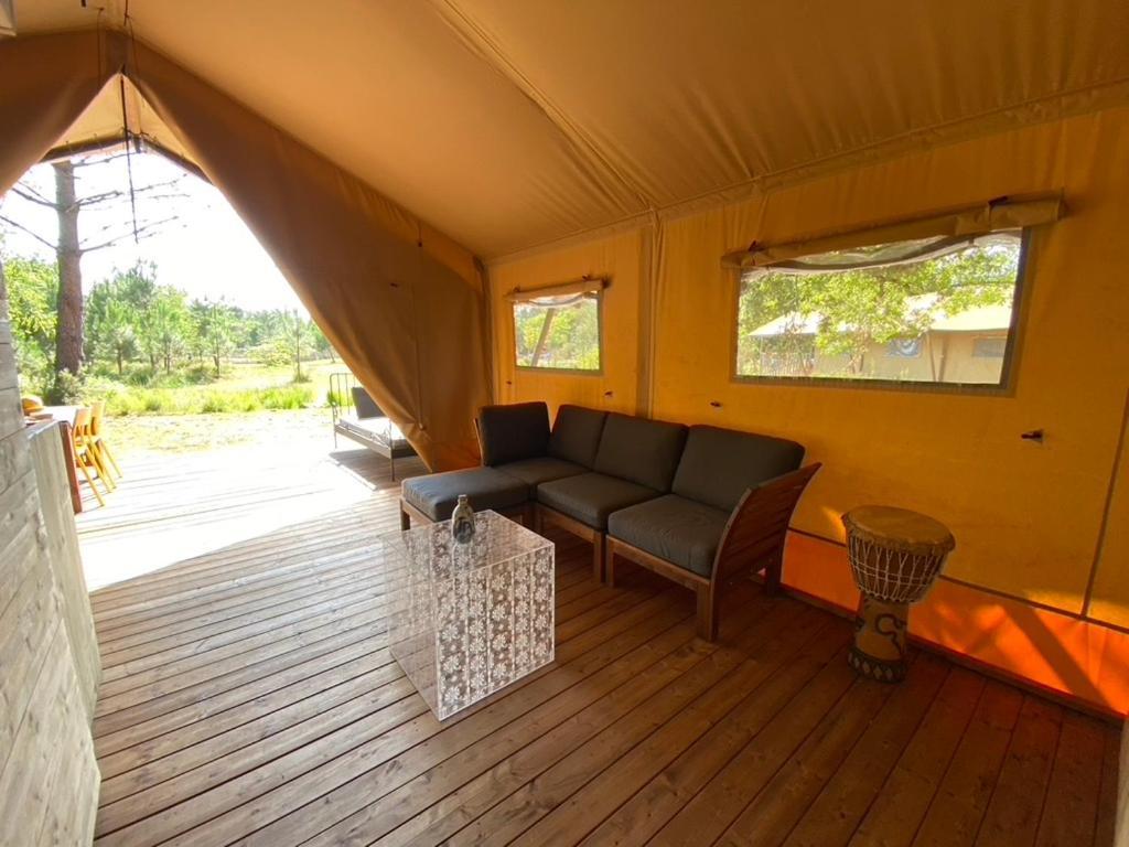 Camping La Kahute - Tente Lodge Au Coeur De La Foret Carcans Exterior foto